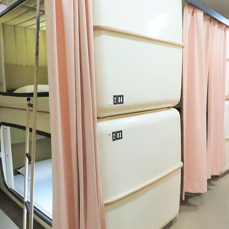 Capsule Hotel Honcho Szendai Kültér fotó